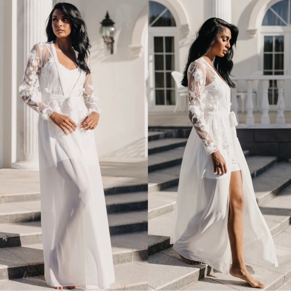 Le Rose Gemma Bridal Slip & Robe Set (sold out everywhere!)